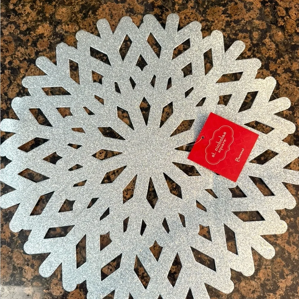 NWT St. Nicholas Square LIGHT BLUE Snowflake Placemat. SET OF 12. - Picture 1 of 5